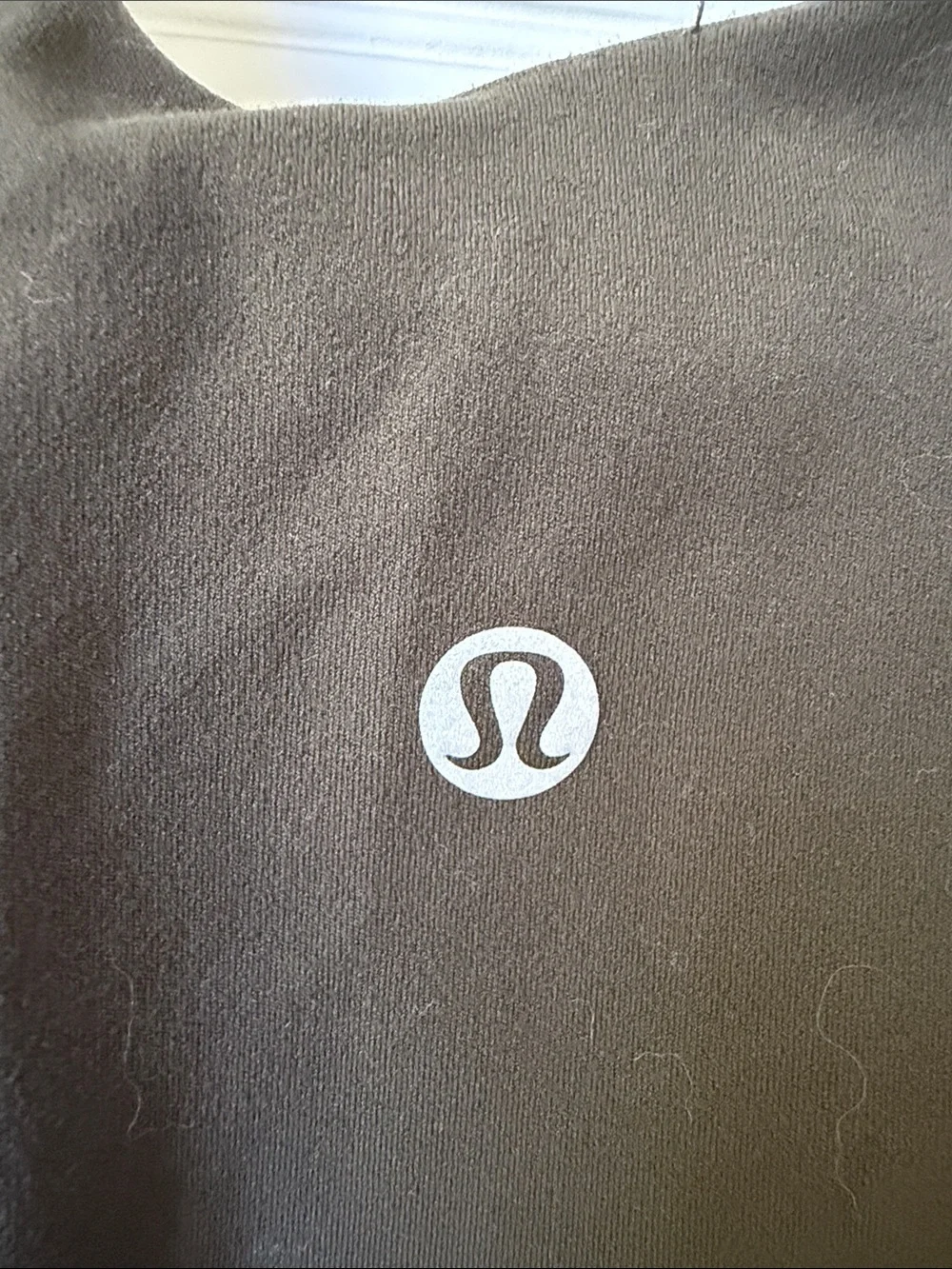 (263)lululemon athletica Olive Green V-Neck Tank Top